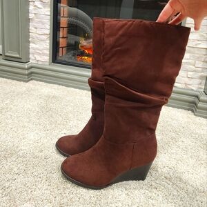 NWT a.n.a Bianca Brown Slouchy Boots Size 6
